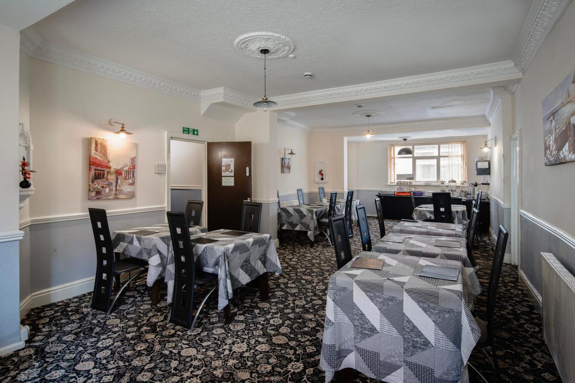 Lanayr Hotel 3*